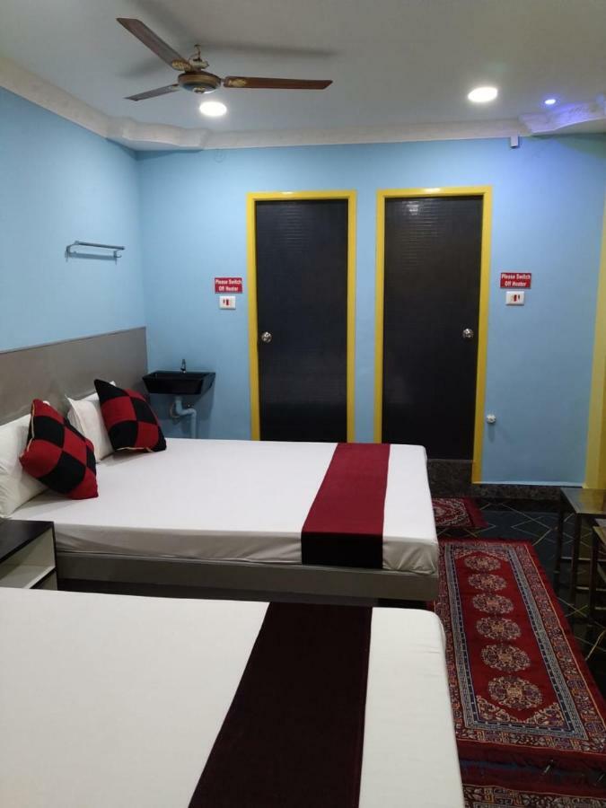Gayathri Stay Kanchipuram Exterior photo